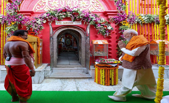 Prime Minister Narendra Modi offers prayers at Maa Tripuraasundari Temple in Tripura